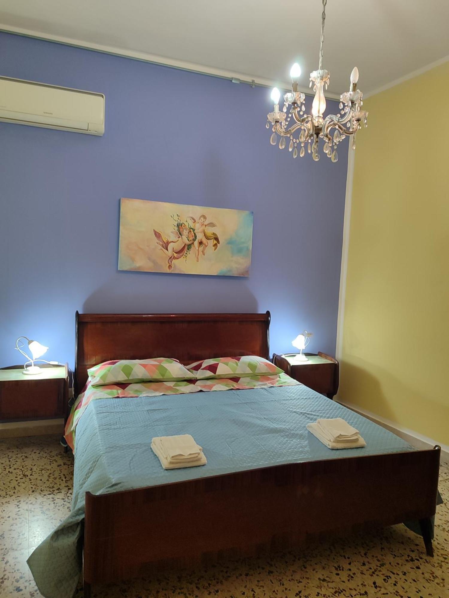 Donna Lucia Giardini Naxos